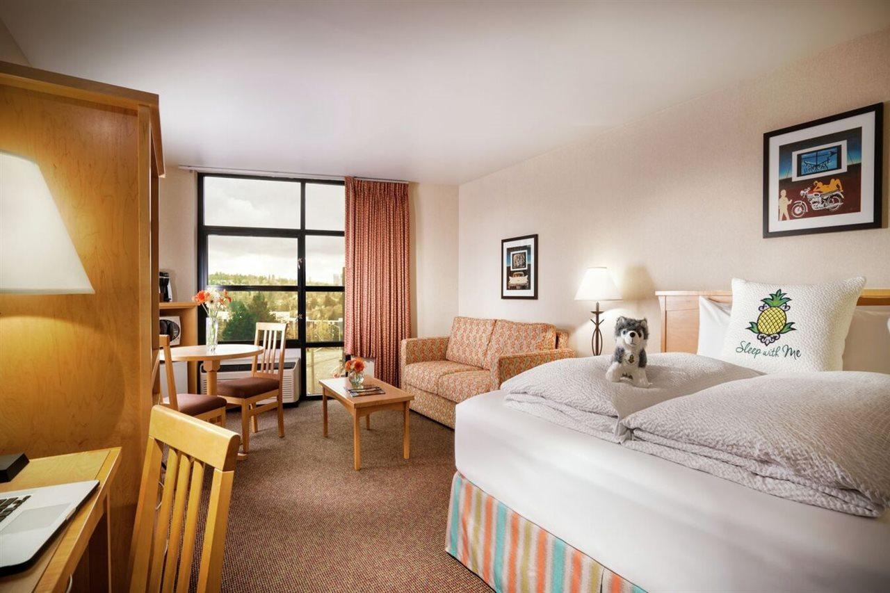 Staypineapple, University Inn, University District Seattle Eksteriør billede