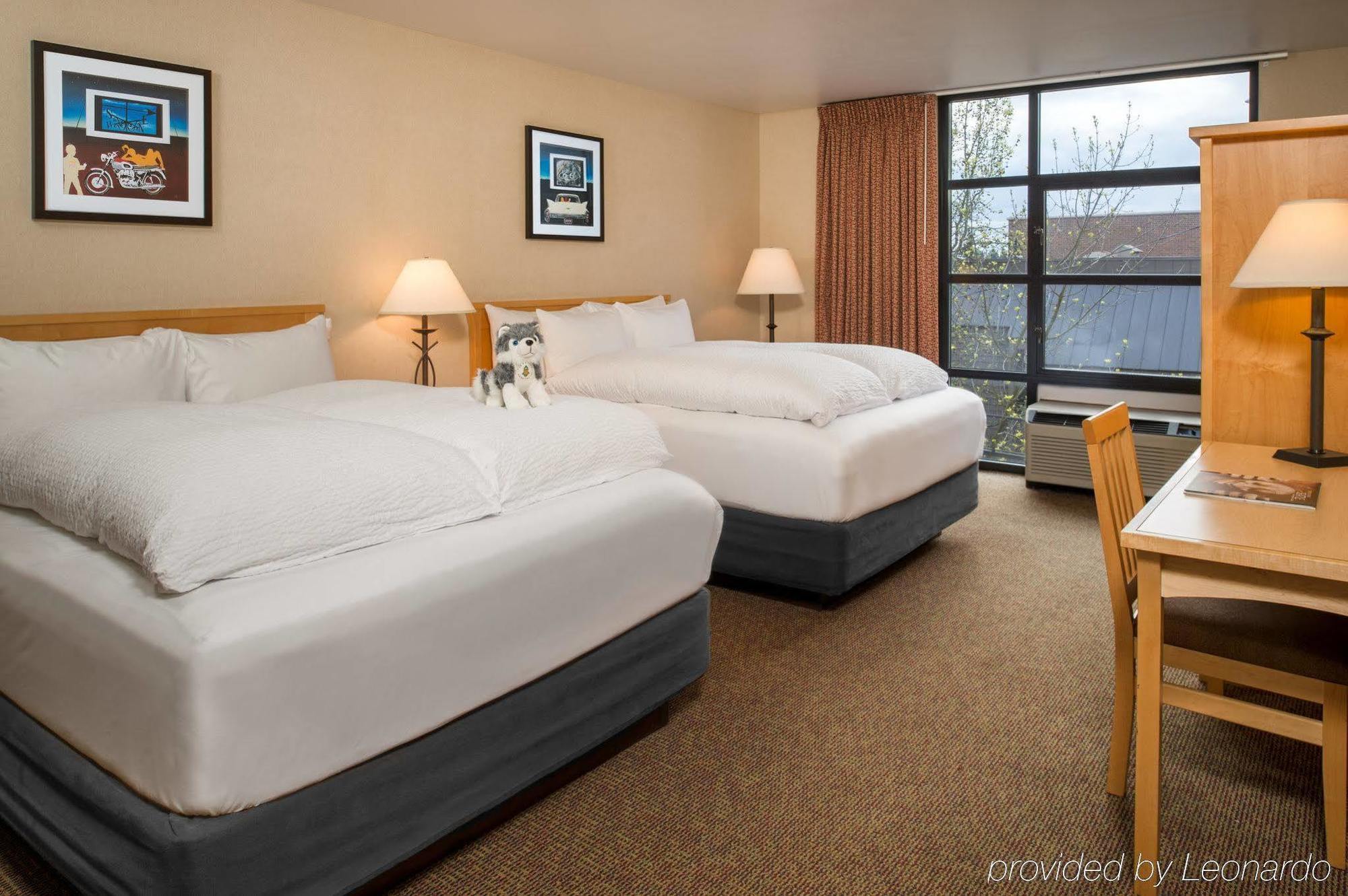 Staypineapple, University Inn, University District Seattle Eksteriør billede